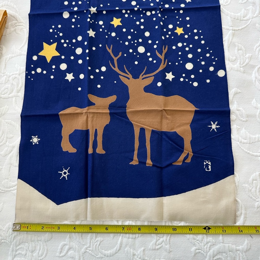 Japanese Art Tenugui - Reindeers